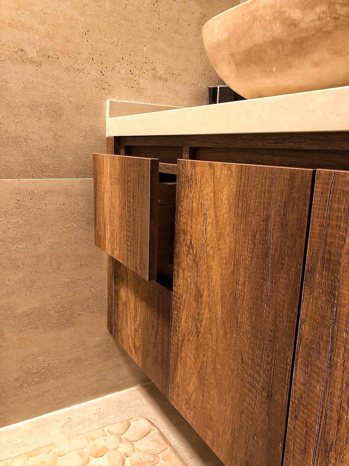 Tuana Ev Yenileme - Banyo Dolabı